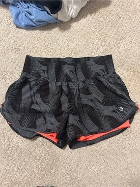 MPG Black Patterned Athletic Shorts with Coral Liner
